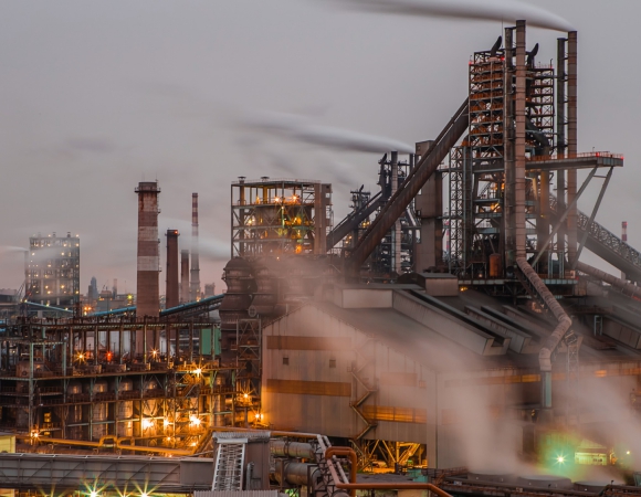 钢铁